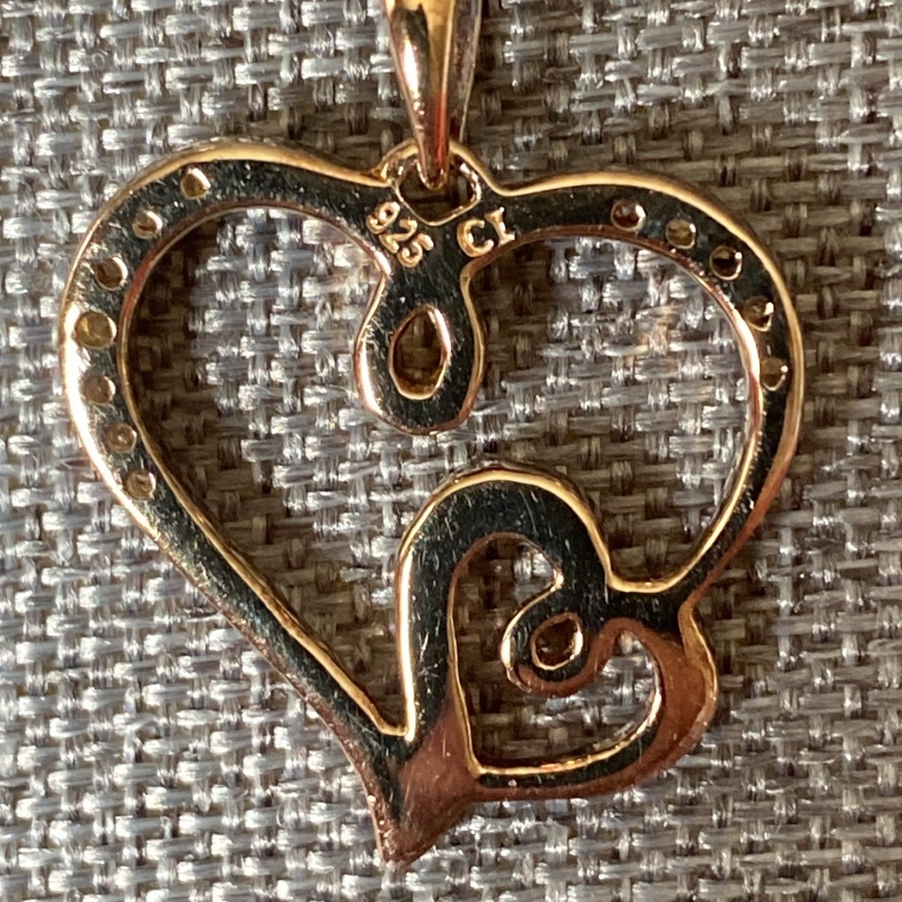 Genuine diamond heart necklace in 925 with gold plating. C1 925. 18 inch chain - Picture 5 of 6
